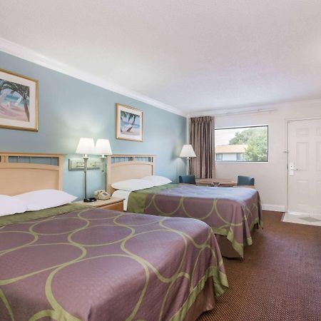 Super 8 By Wyndham Asheville Airport Fletcher Dış mekan fotoğraf